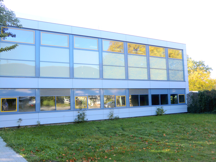 2009/10: Ludwigshafen - Dach, Fenster & Fassade für die Wilhem-Leuschner-Schule #Sanierung/Instandsetzung - Bauherr: Stadt LU